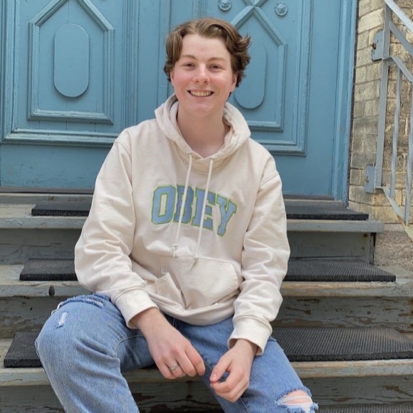 Meet your Posher, William - Picture 1 of 1